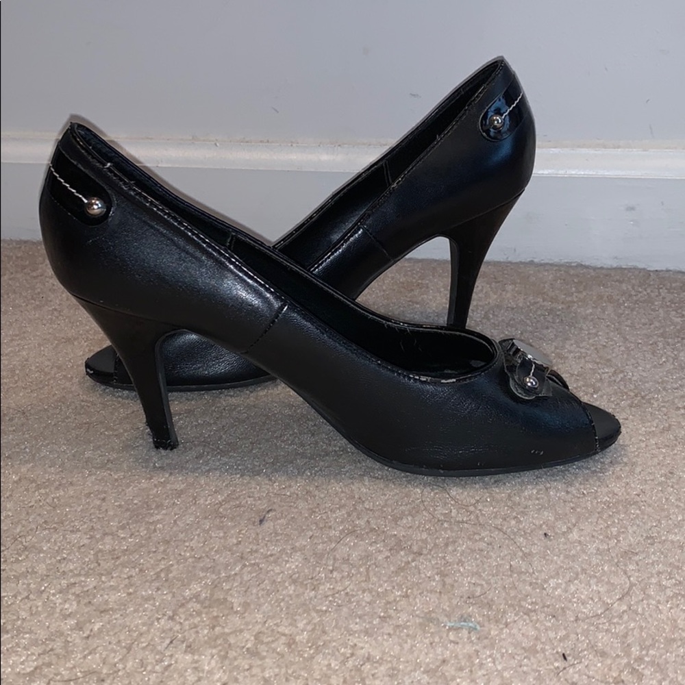 Black peep toe pumps from dressbarn 8.5W